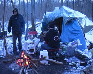 „Емигранти”: Българи на палатка в един от най-скъпите парижки квартали