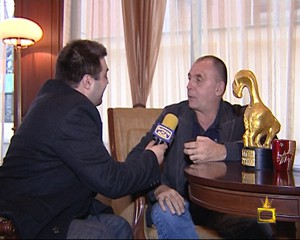 в „Господари на ефира” ще видим продължението на разговора с Георги Коритаров при връчването на „Златния скункс”.
